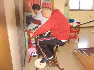 2008_003